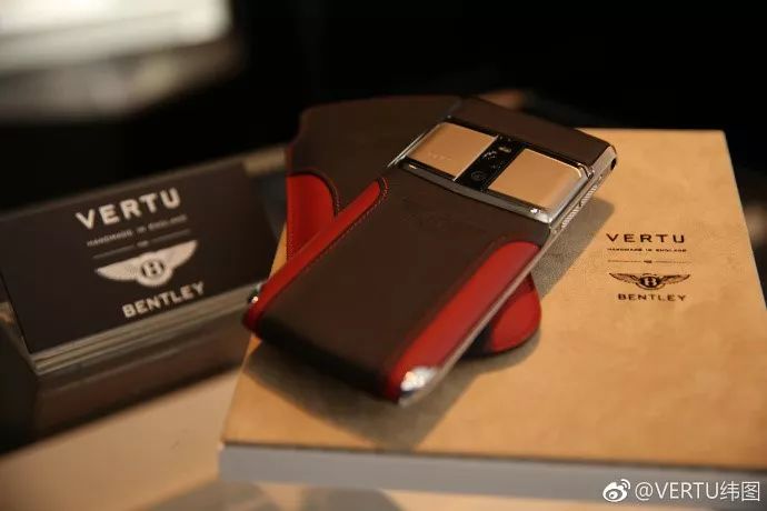 Vertu 2017新款手机，奢华科技之典范